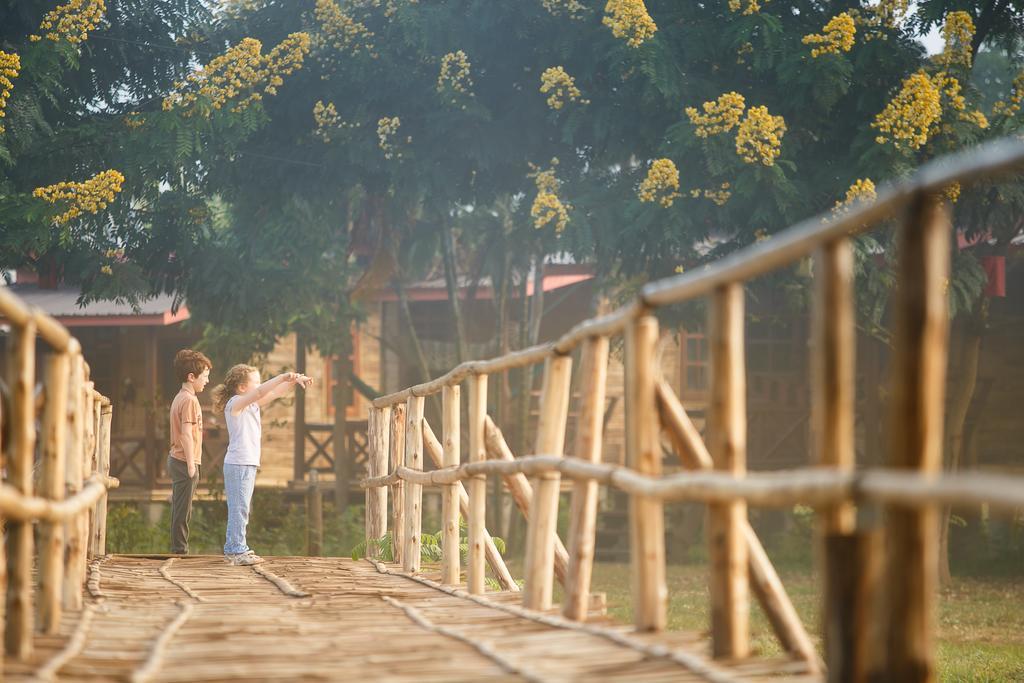 Baan Pai Riverside Resort Bagian luar foto