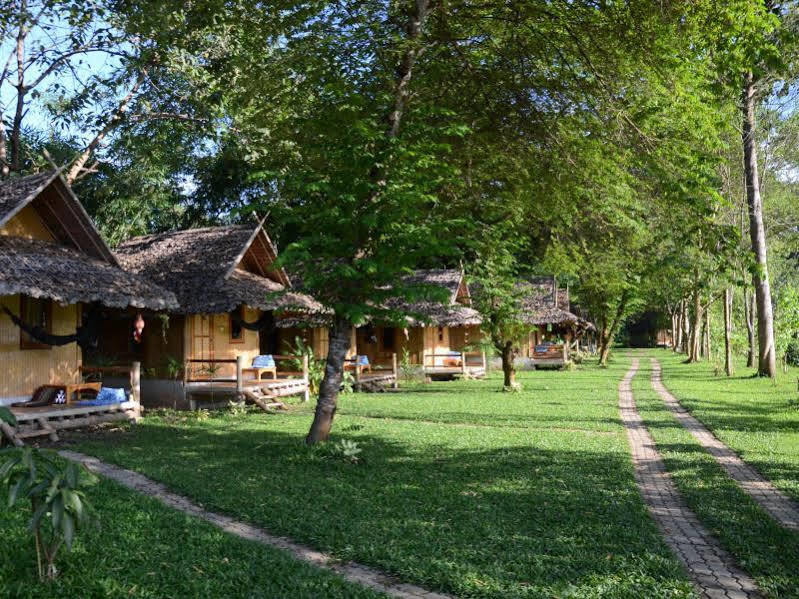 Baan Pai Riverside Resort Bagian luar foto